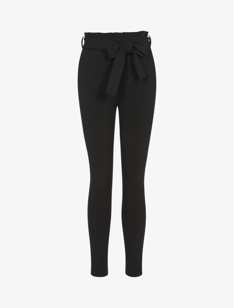 Pantalon coupe carotte à taille volantée - noir - 1