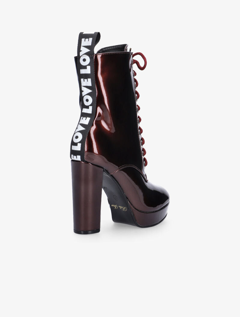 Bottines hautes vernies à inscription love - lie de vin - 4