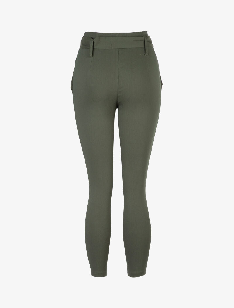 Pantaloni 7/8 a vita alta. - cachi