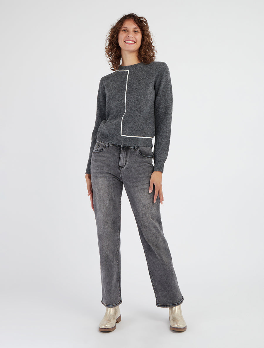 Maglione dritto con collo rotondo e bordino a contrasto. - Grigio