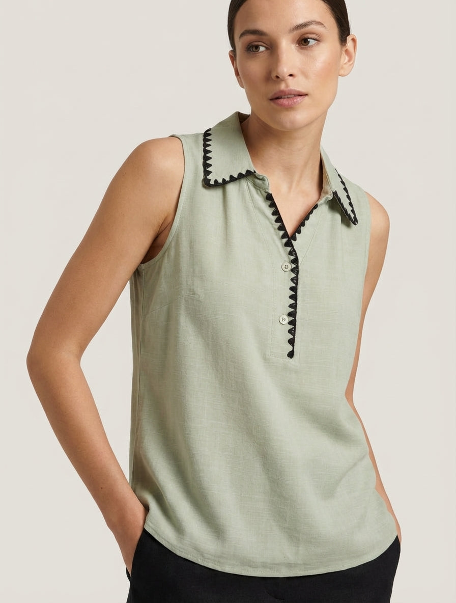 Blusa senza maniche con colletto ricamato - Verde mandorla