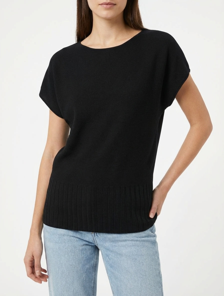 Maglia sottile unita con scollo rotondo. - Nero