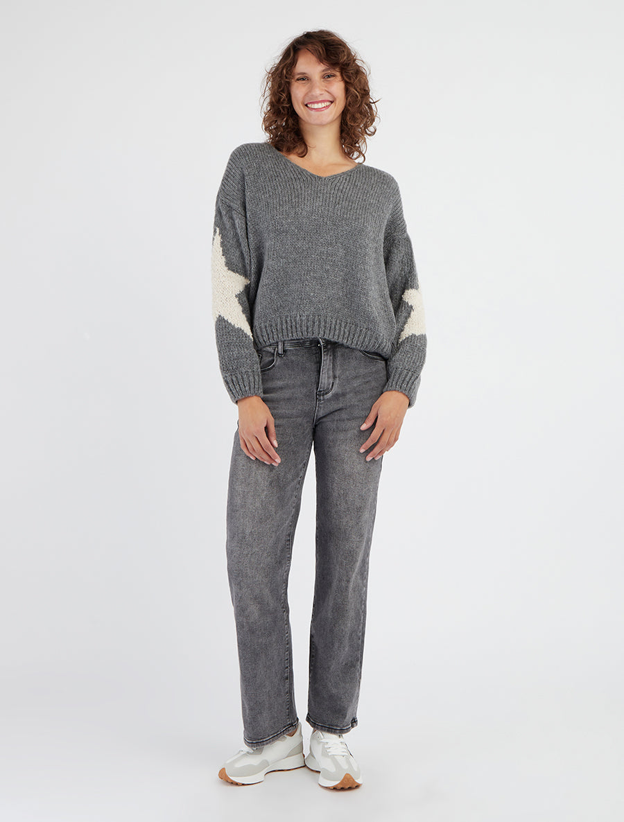 Maglione in maglia tinta unita con motivi a stelle. - Grigio