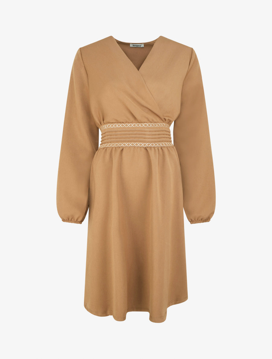 Robe uni cache-coeur à bande stylisée - Camel - 1