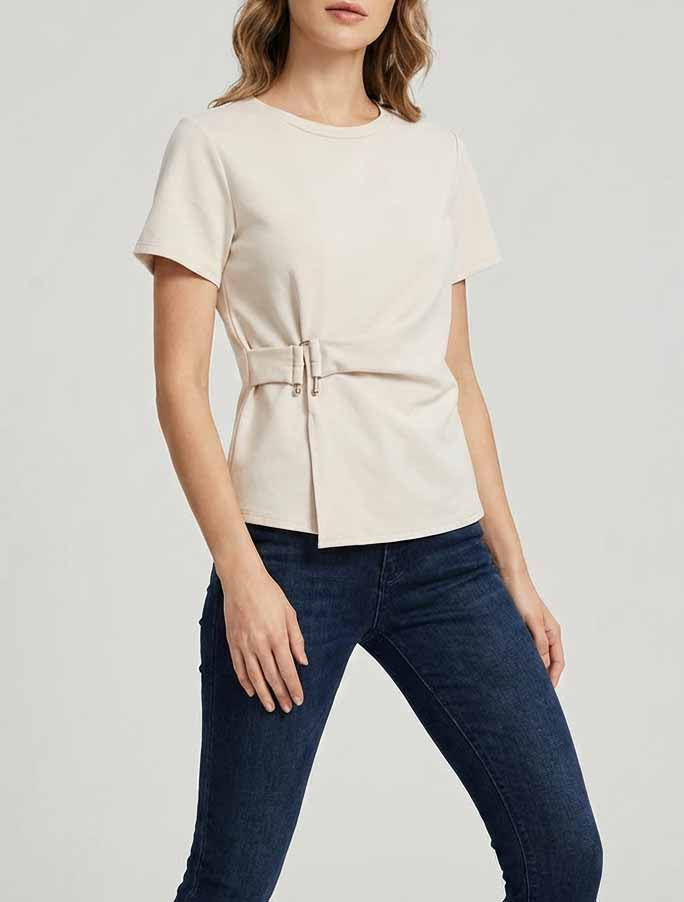 Top a maniche corte con fibbia - Beige