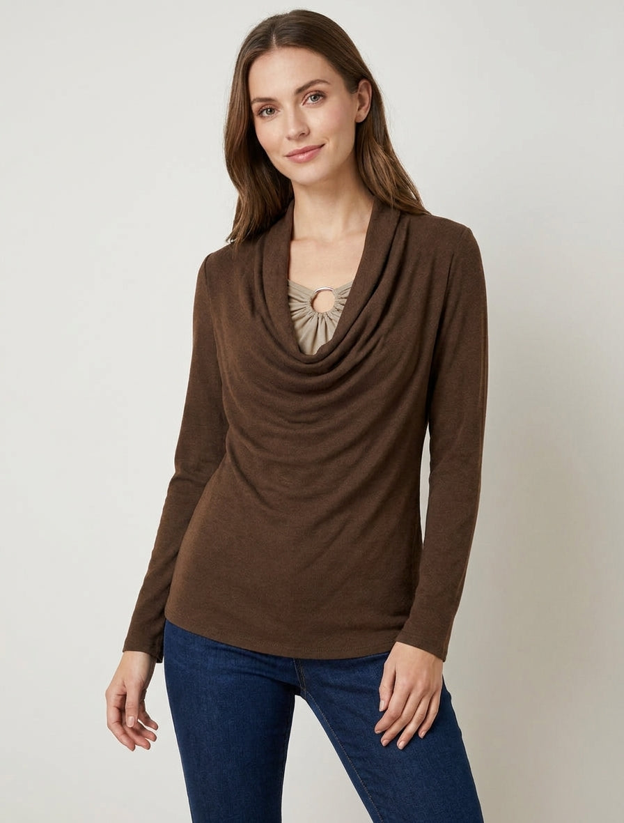 Maglia dritta effetto doppio con collo a cascata e gioiello - Marrone/beige