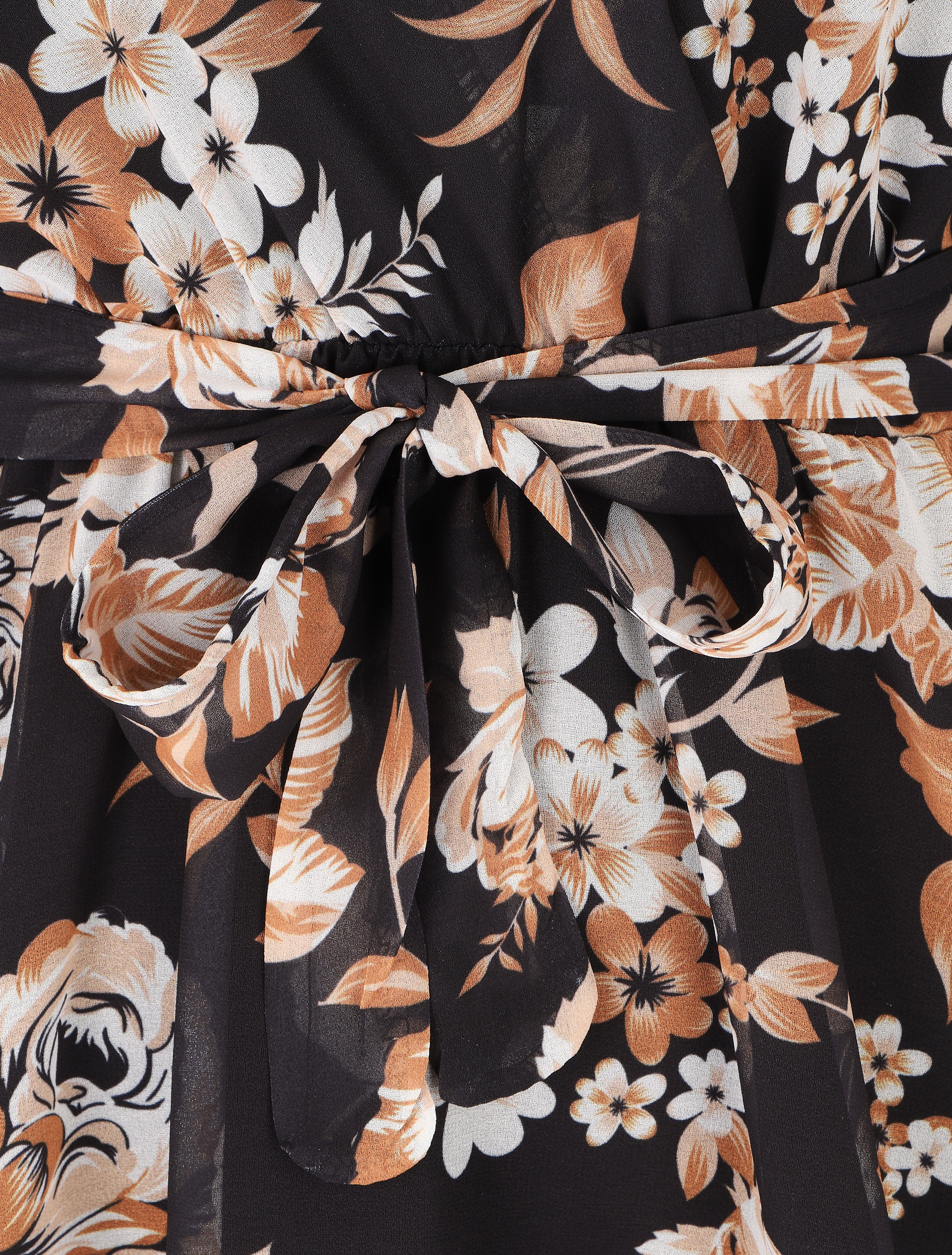 Robe à imprimé fleuri et manches courtes volantées - Noir - 3