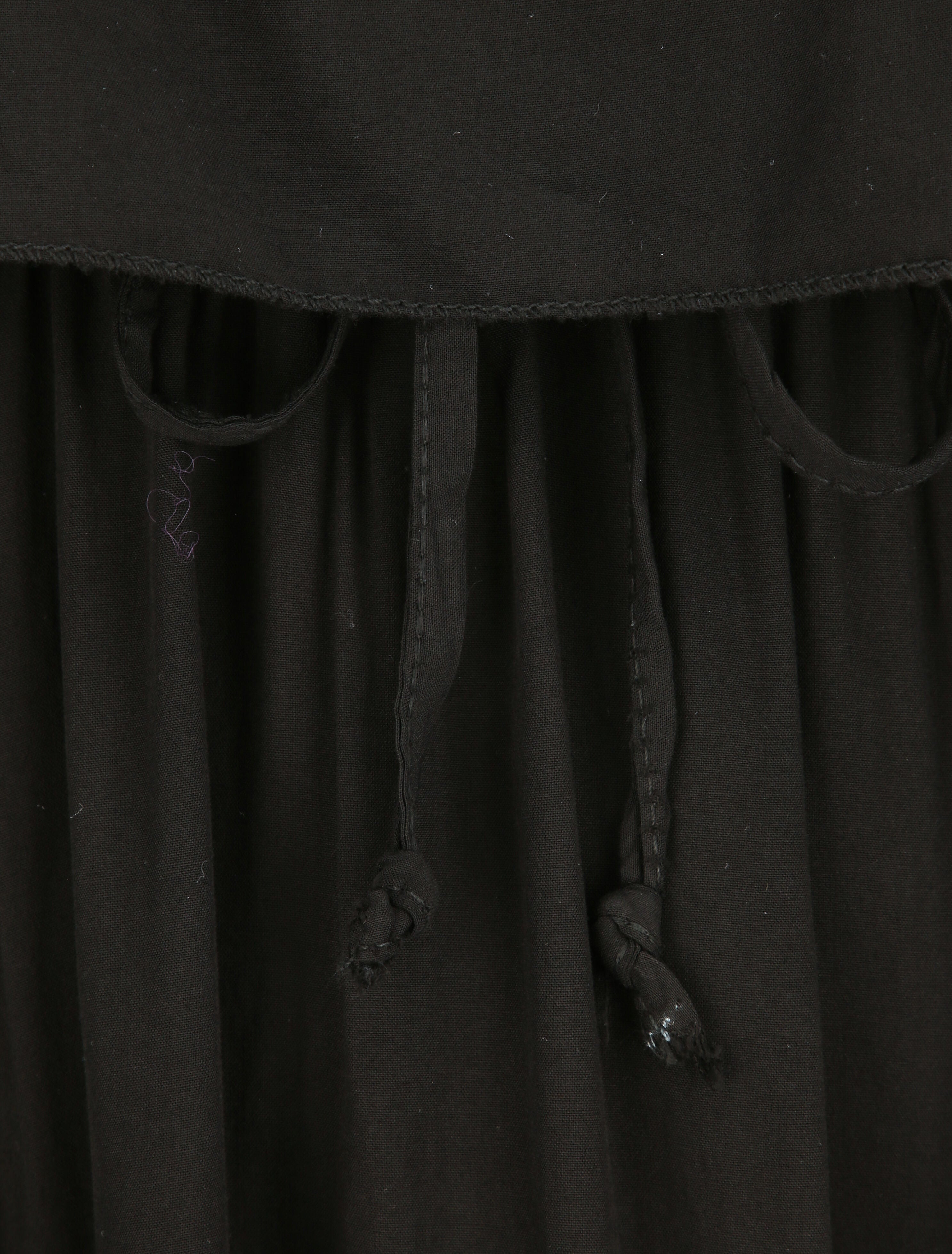Robe mi-longue asymétrique à grand rabat - Noir - 4