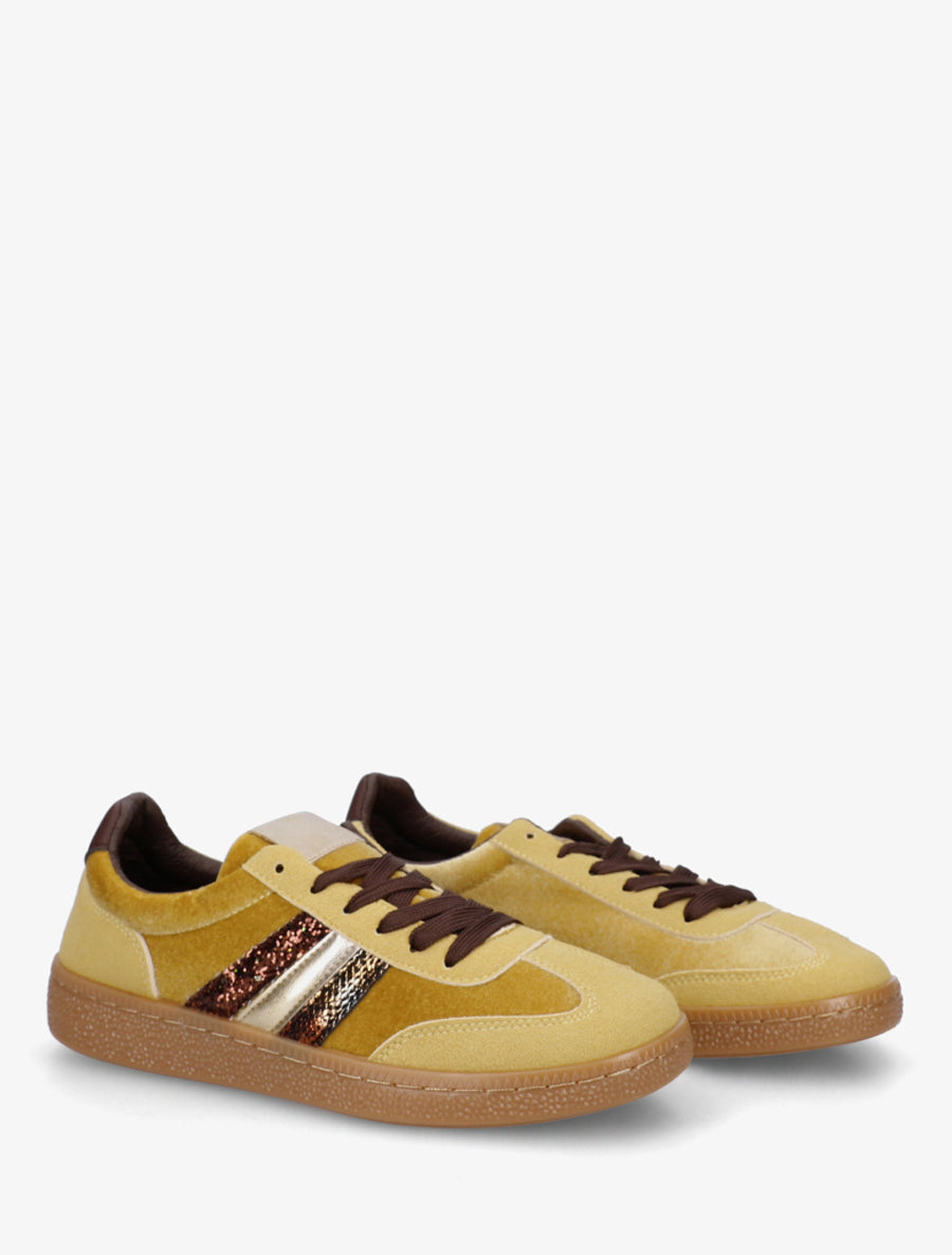 Sneakers à empiècement velours et semelle texturée - Jaune moutarde - 4
