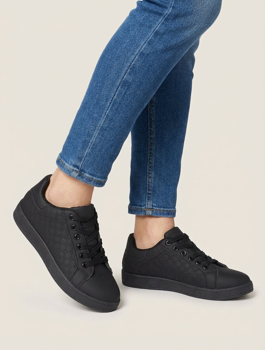 Sneakers in finta pelle a motivo a scacchi - Nero