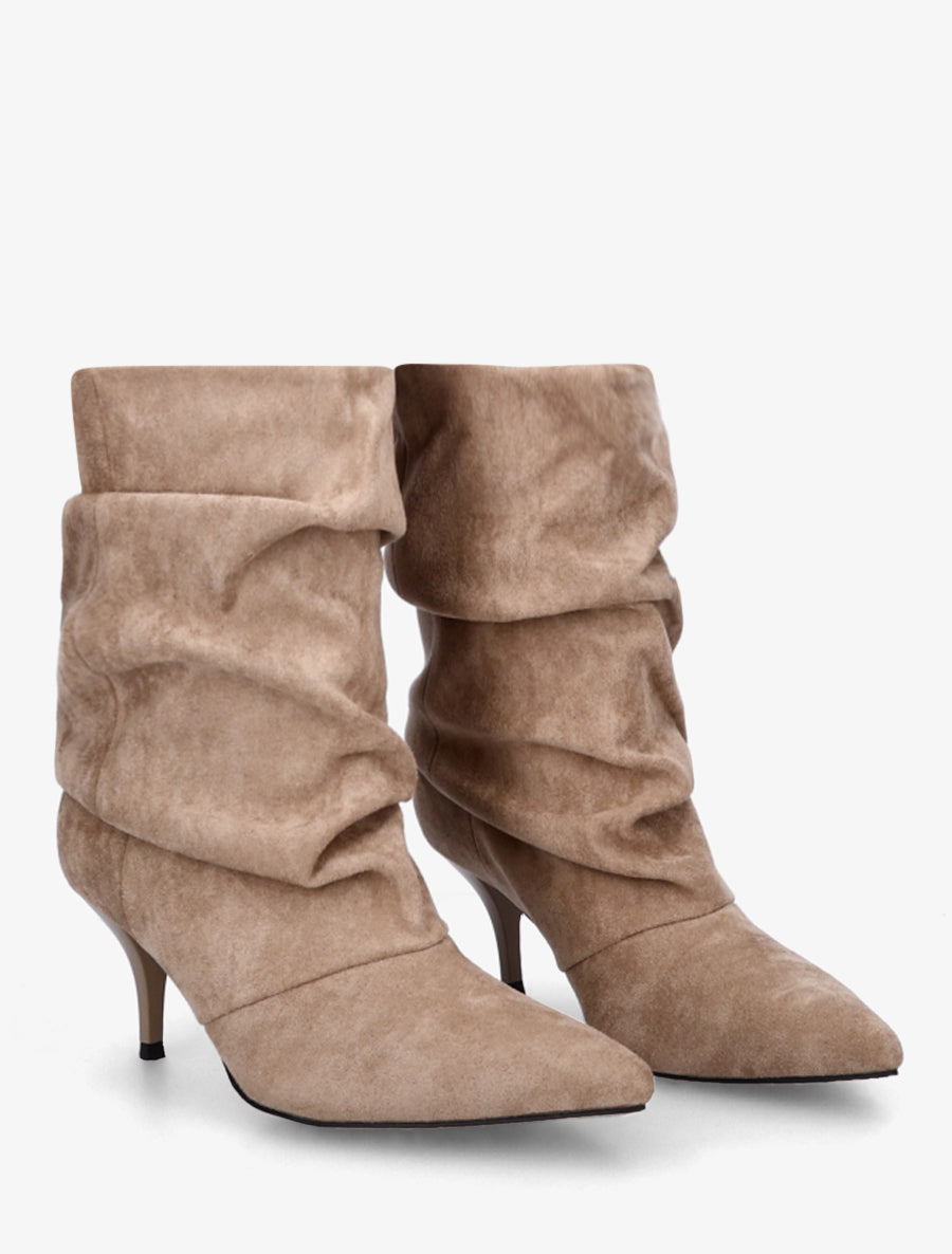 Bottines froncées en suédine à bouts pointus - Taupe - 4