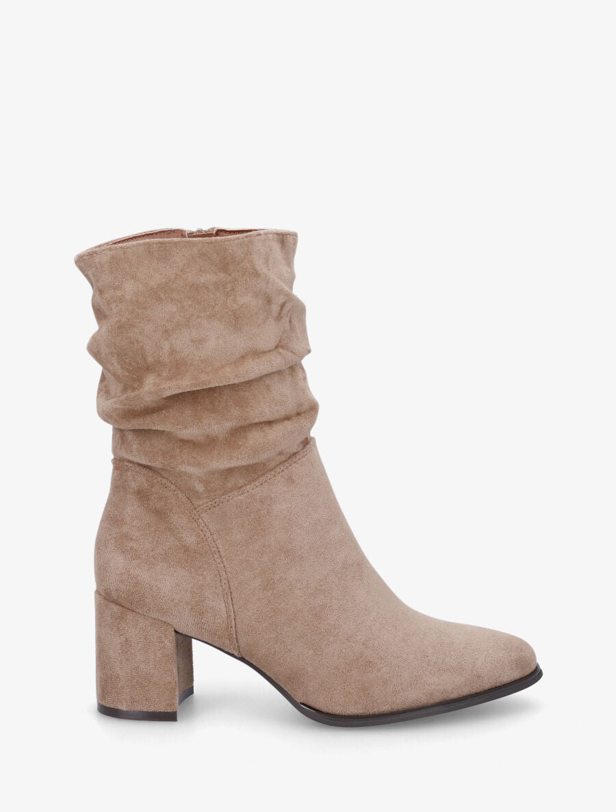 Bottines froncées en suédine à bout pointu - Taupe - 5