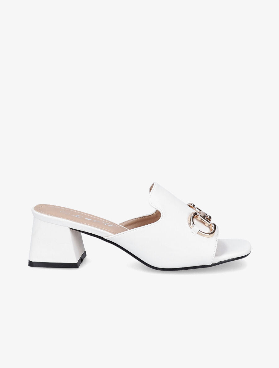 Mules en simili à boucle métallique dorée - Blanc - 1