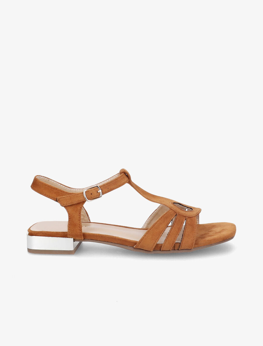 Sandales plates en suédine et brides en T stylisées - Camel - 1