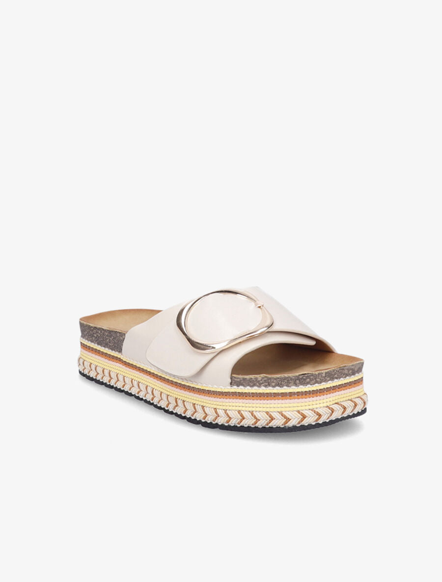 Claquettes à boucle et semelle stylisée - Beige - 2