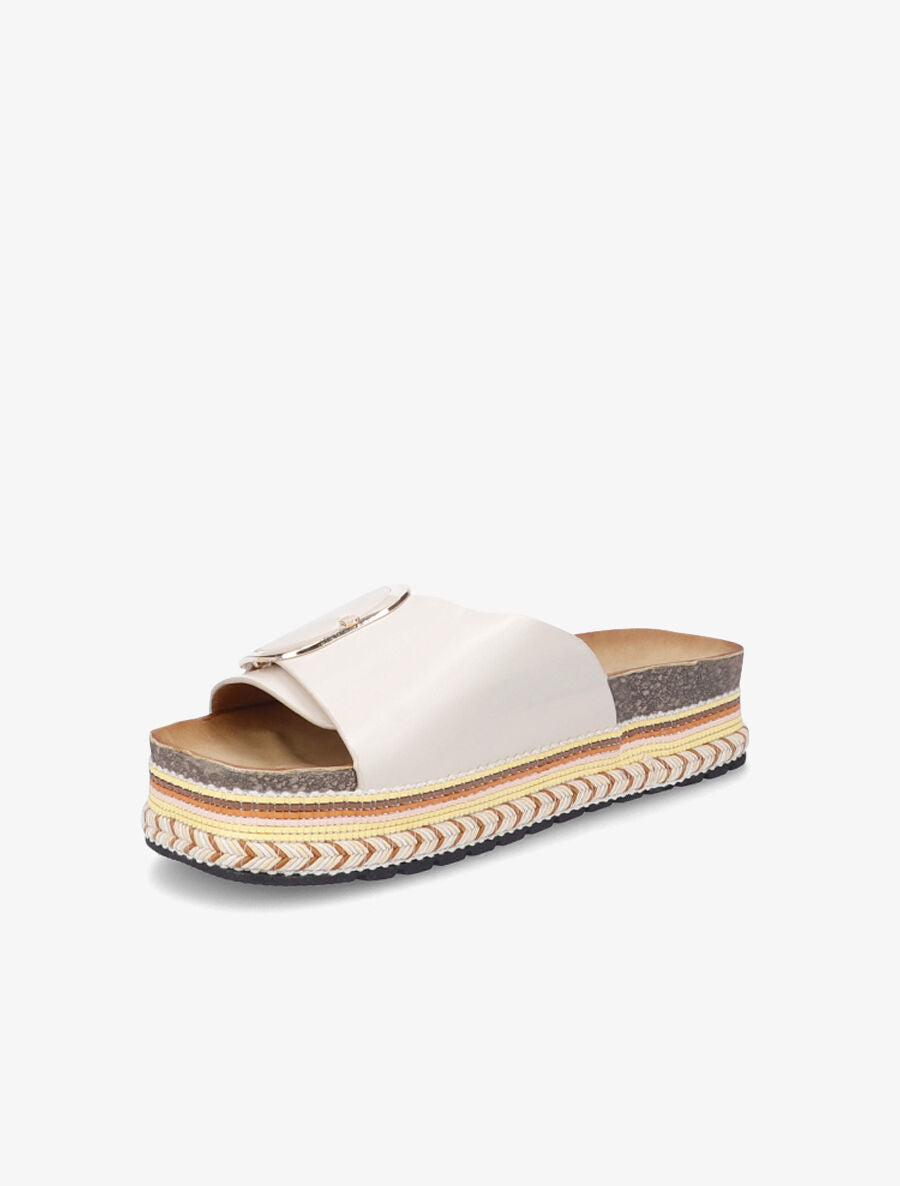 Claquettes à boucle et semelle stylisée - Beige - 3