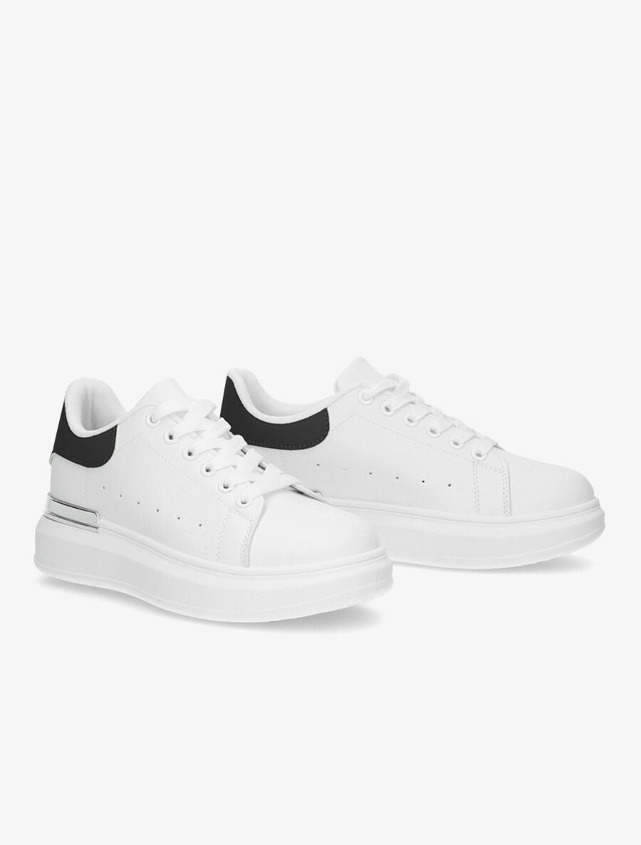 Baskets en simili à détail métallique - Blanc - 4