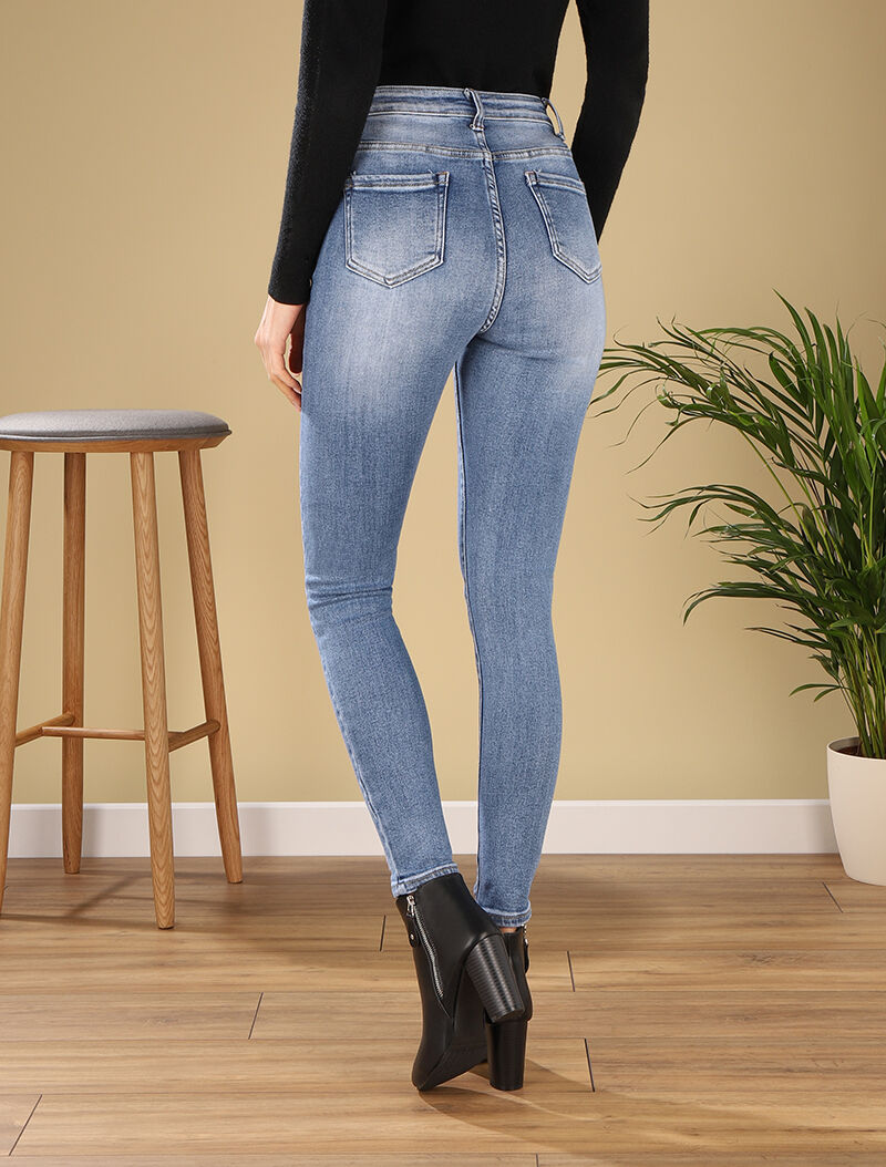 Jean basique griffé à taille haute - denim clair - 2