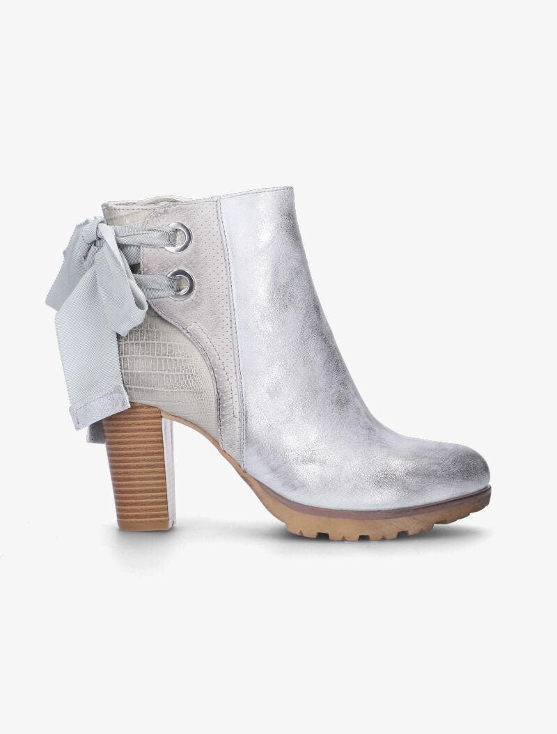 Bottines à effet vieilli et noeuds - gris clair - 2