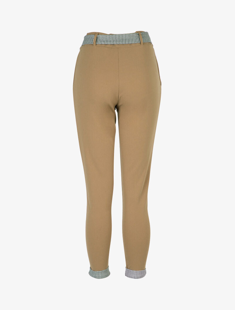 Pantaloni 7/8 con orli a pied-de-poule. - talpa