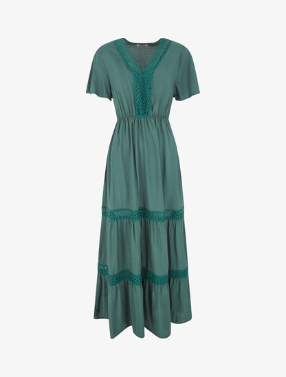 Robe longue évasée à empiècements en dentelle ajourée - Vert foncé - 4