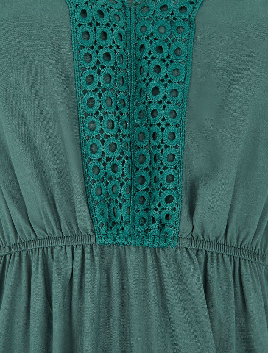 Robe longue évasée à empiècements en dentelle ajourée - Vert foncé - 3