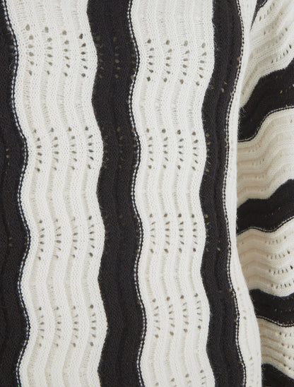 Pull ample à col montant et rayures - Blanc - 3