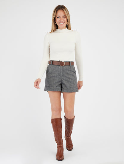 Maglione a coste con bottoni decorativi. - Crema