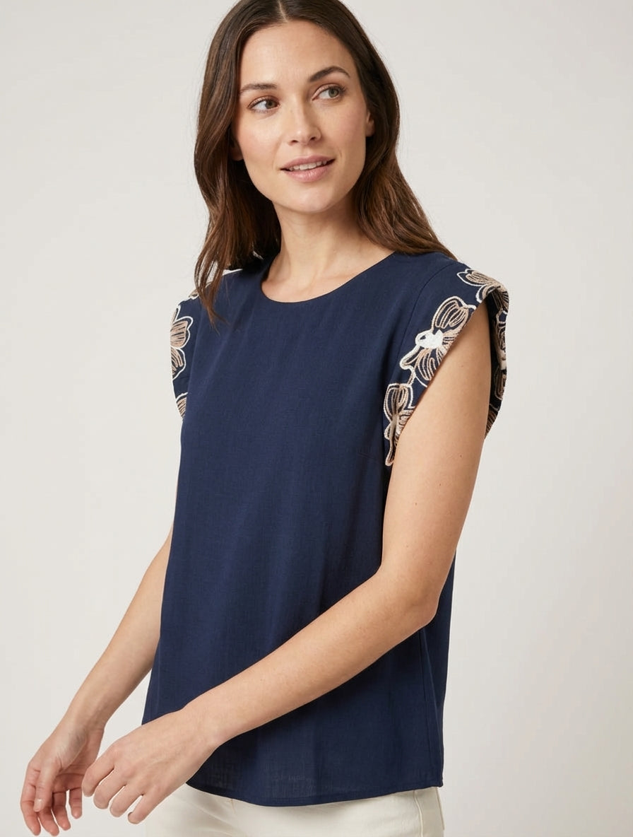 Top unito con maniche ricamate - Marina