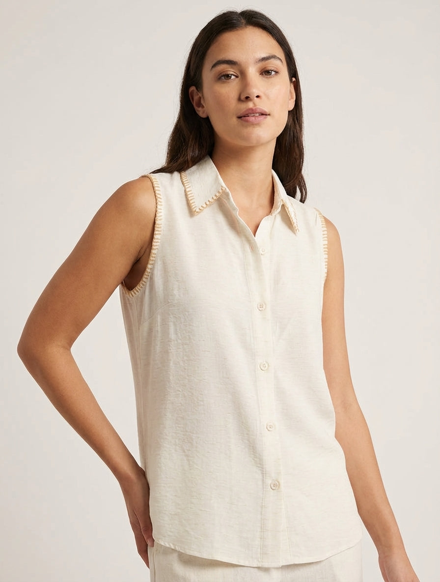 Blusa senza maniche a tinta unita con bottoni - Crema