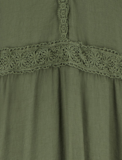 Robe élastiquée à empiècements en crochet - Kaki - 3