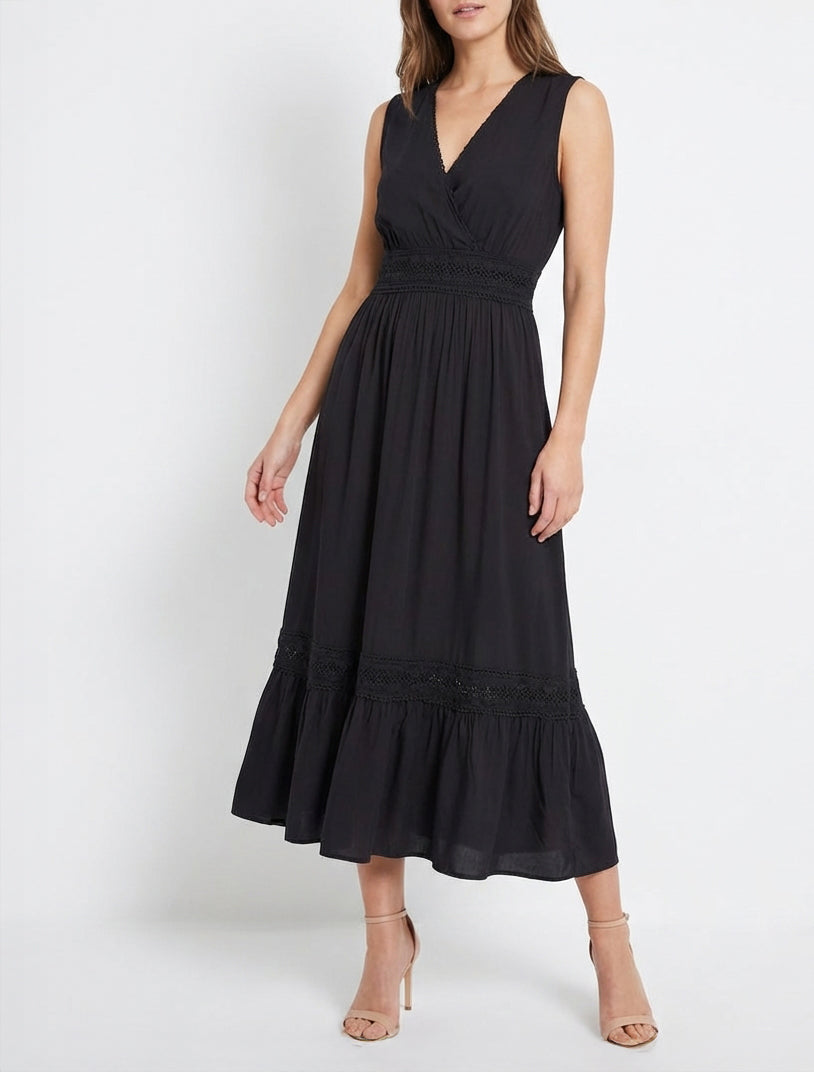 Abito senza maniche con ricami - Nero