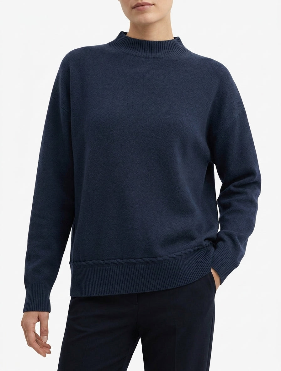 Maglione ampio a collo alto con cucitura fantasia. - Marina