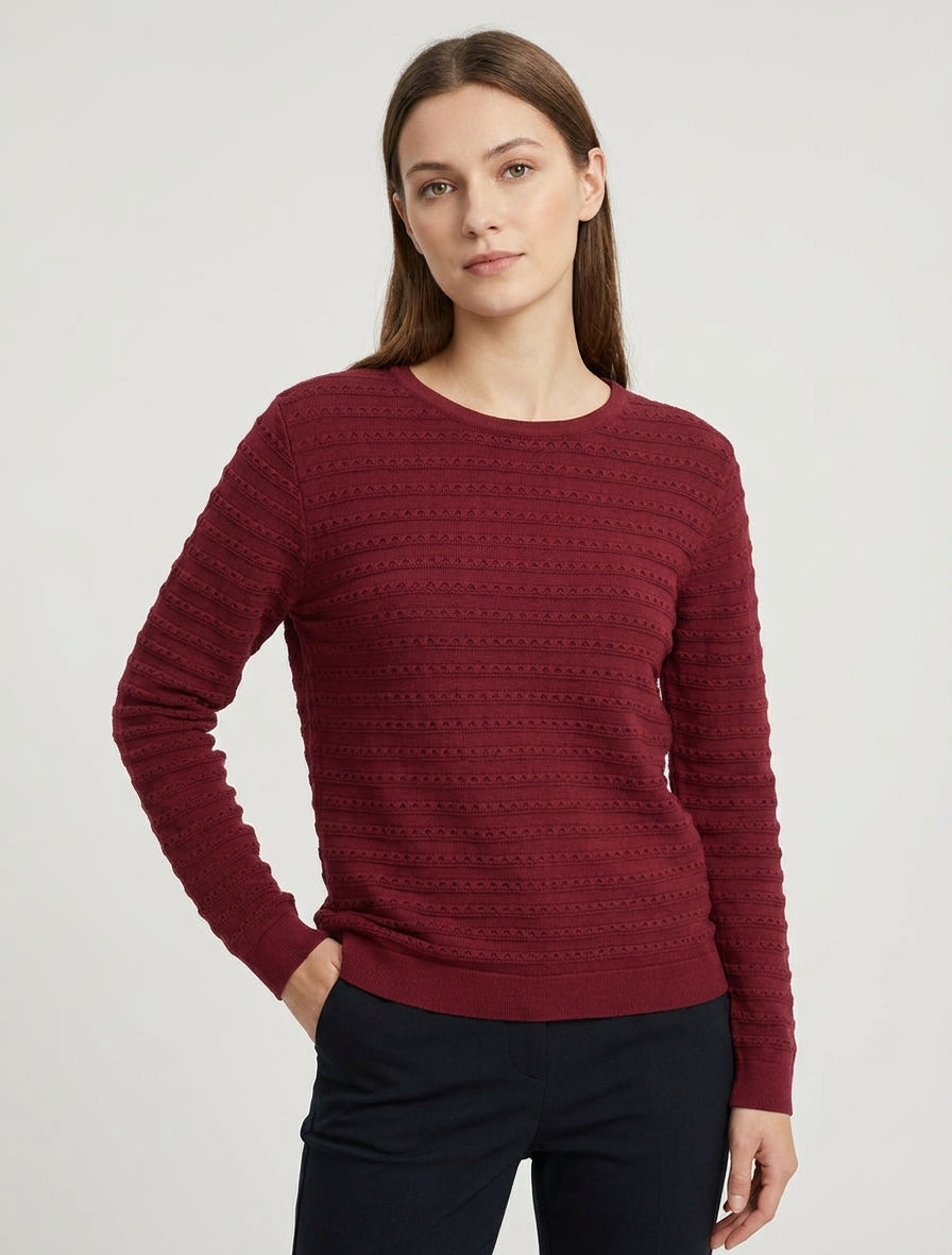 Maglione a tinta unita con texture e collo rotondo. - Bordeaux