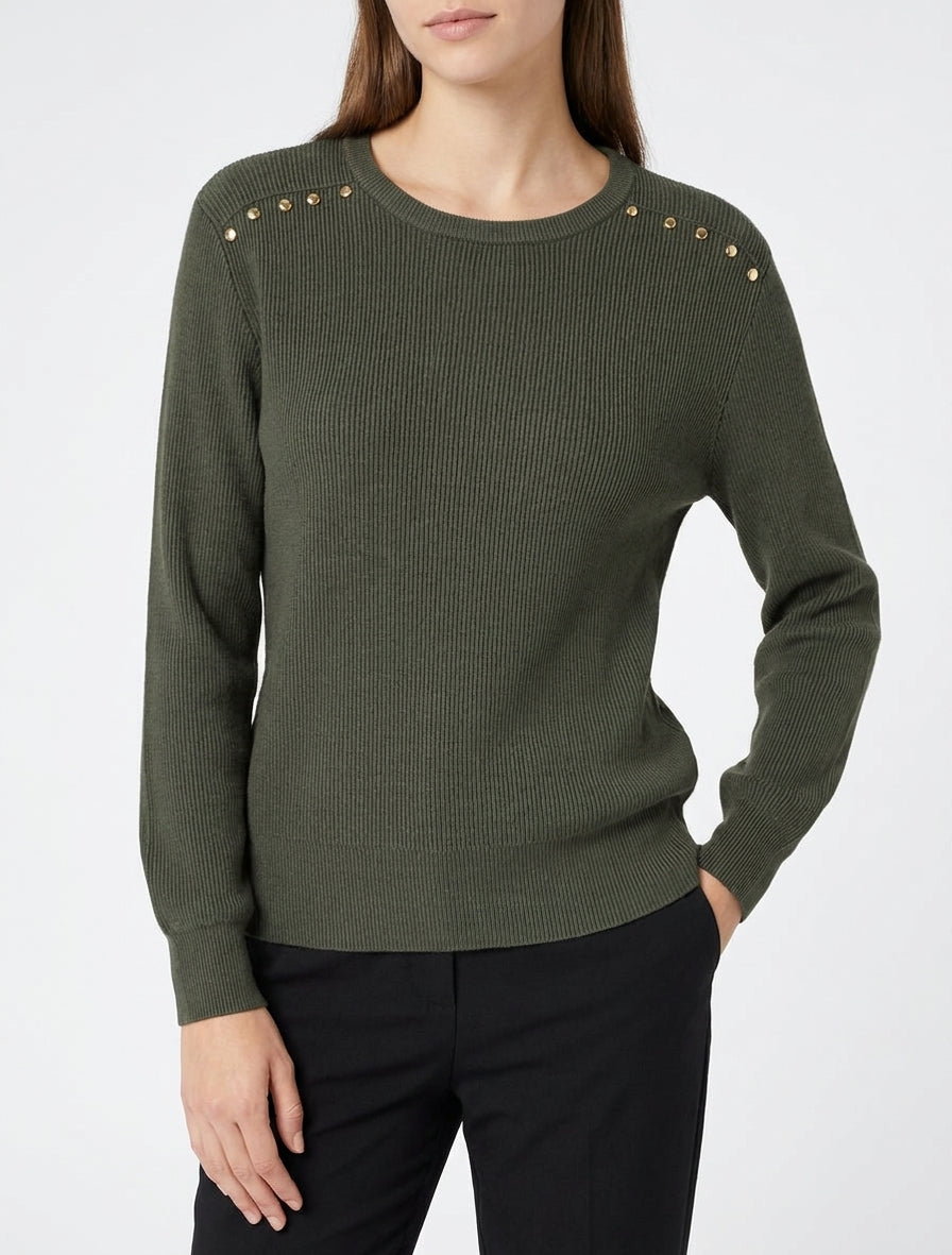 Maglione a coste con borchie decorative sulle spalle. - Cachi