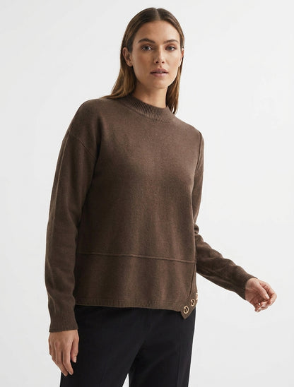 Maglione semplice con inserto occhielli - Marrone