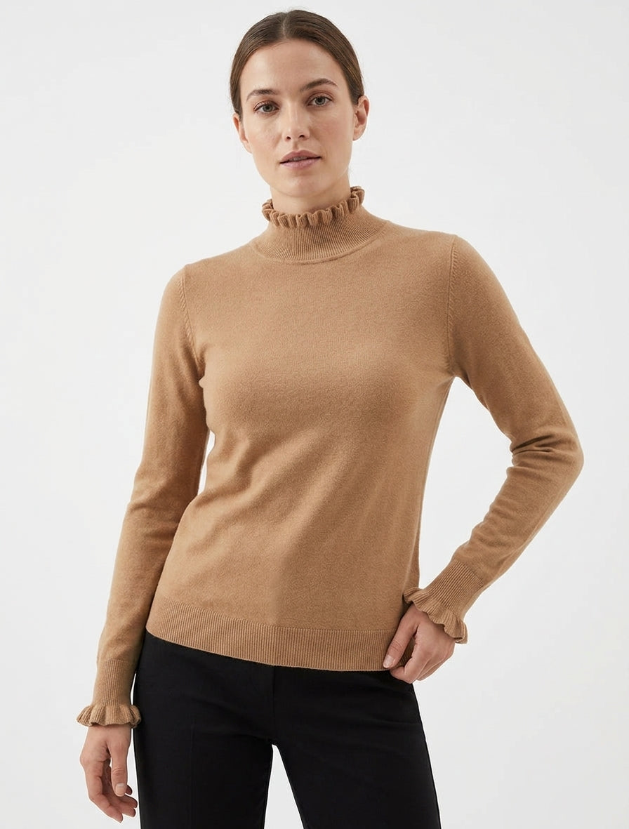 Maglione dritto con collo alto e polsini volant. - Chameau