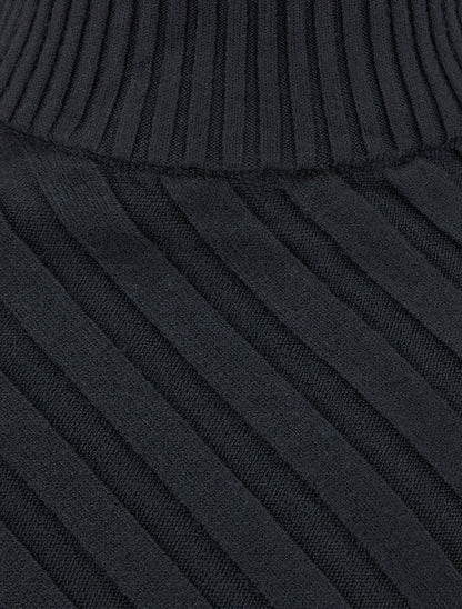 Pull overzise asymétrique à col montant - Noir - 3