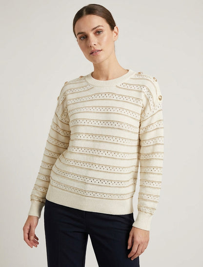 Maglione a righe iridescenti e bottoni decorativi. - Crema