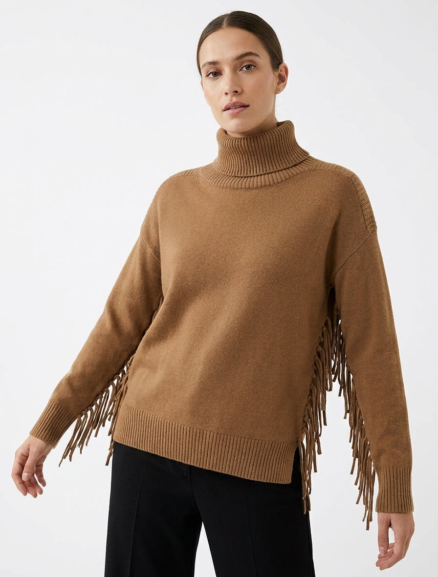 Maglione a tinta unita con frange e collo alto. - Chameau