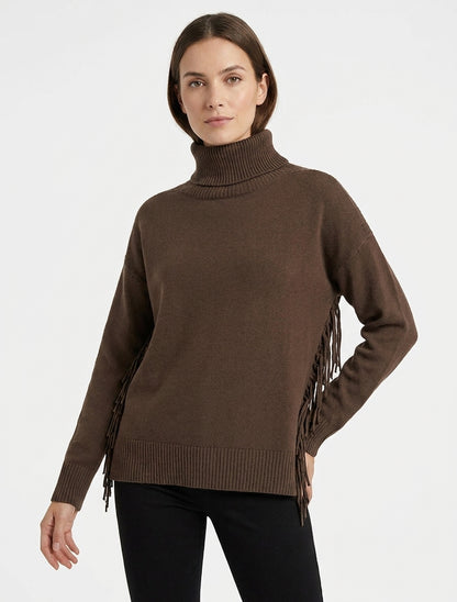 Maglione a tinta unita con frange e collo alto. - Marrone