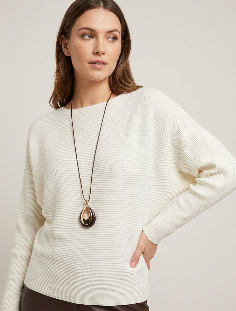 Maglione dritto in maglia a coste con maniche a pipistrello - Bianco