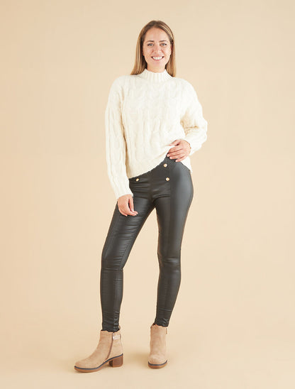 Pantalon uni en simili à boutons décoratifs - Noir - 4