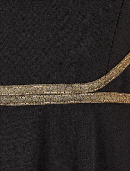 Robe patineuse à taille soulignée - Noir - 3