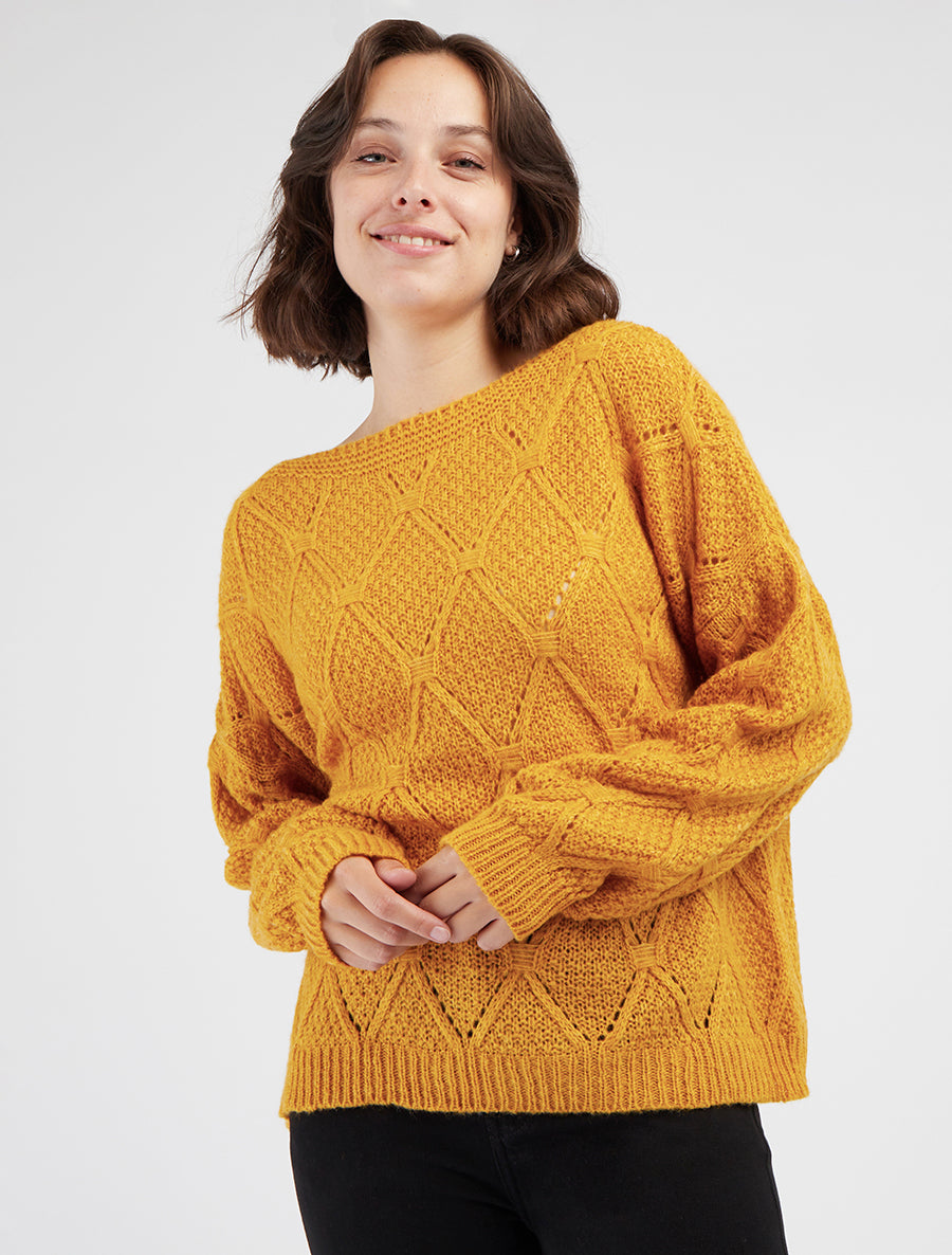 Maglia traforata a tinta unita con scollo rotondo - Giallo senape