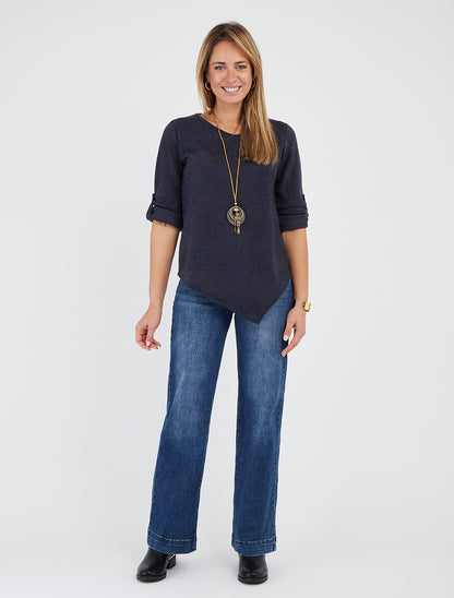 Maglia sottile asimmetrica a maniche lunghe arrotolabili. - Marina