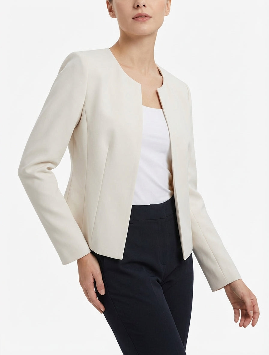 Giacca dritta con collo rotondo e spalline - Beige chiaro