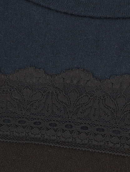 Pull fin et bande en dentelle - Marine - 3