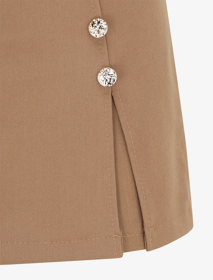 Jupe-short fendue à boutons décoratifs - Camel - 3