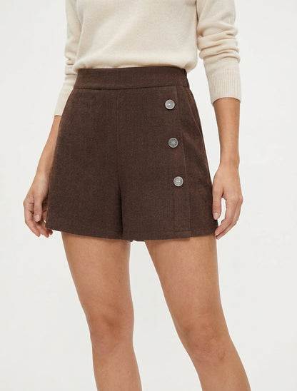 Pantaloncini in feltro a vita alta con bottoni decorativi. - Marrone